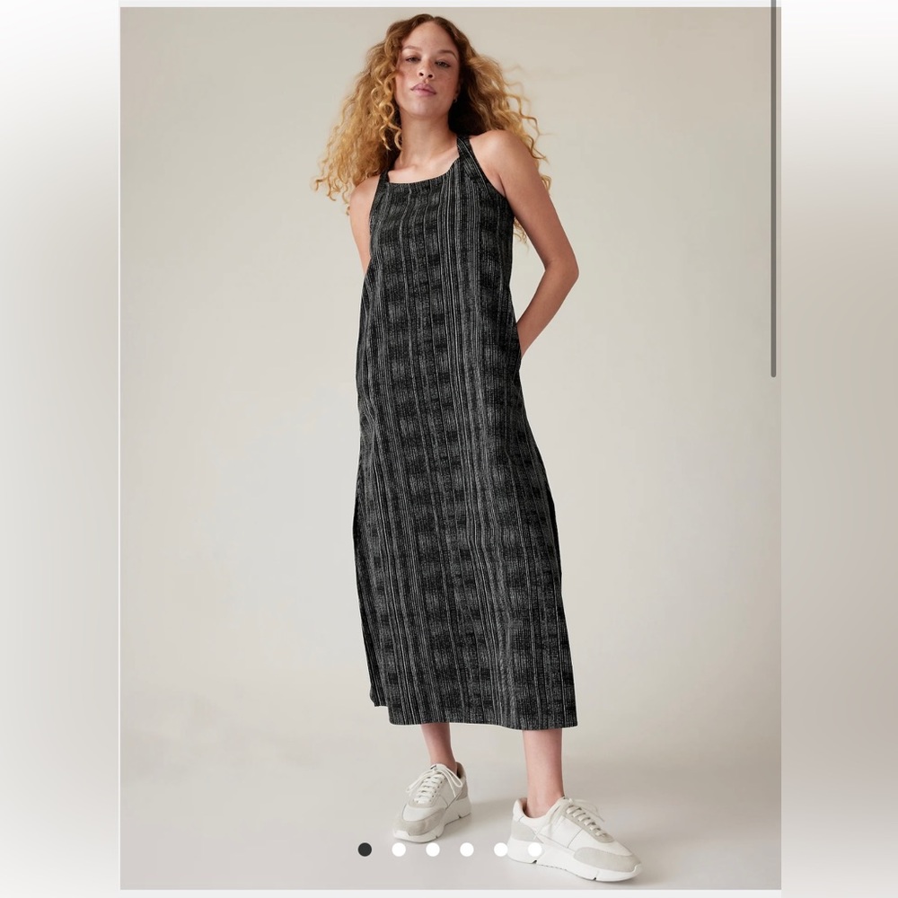 NWT Athleta Arrival Dress